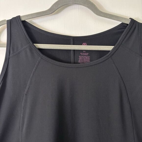 Any Age Activewear 2X black anti muffin top tank with wide sweep - Picture 2 of 7